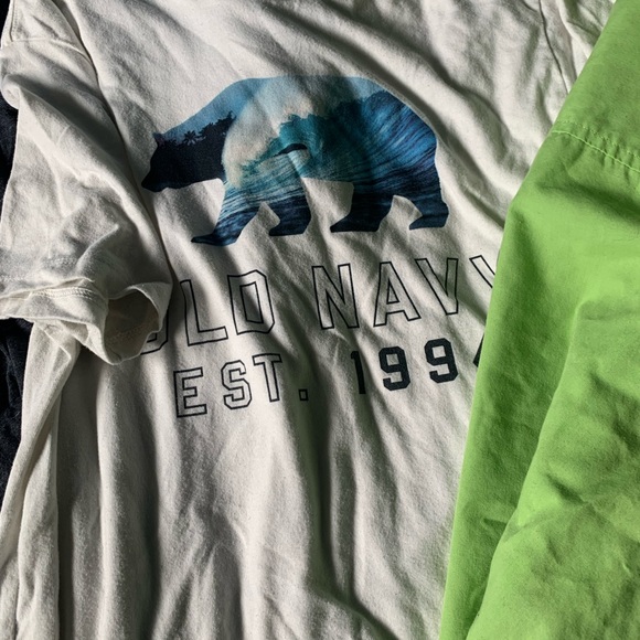 Variety of shirts - Picture 3 of 5